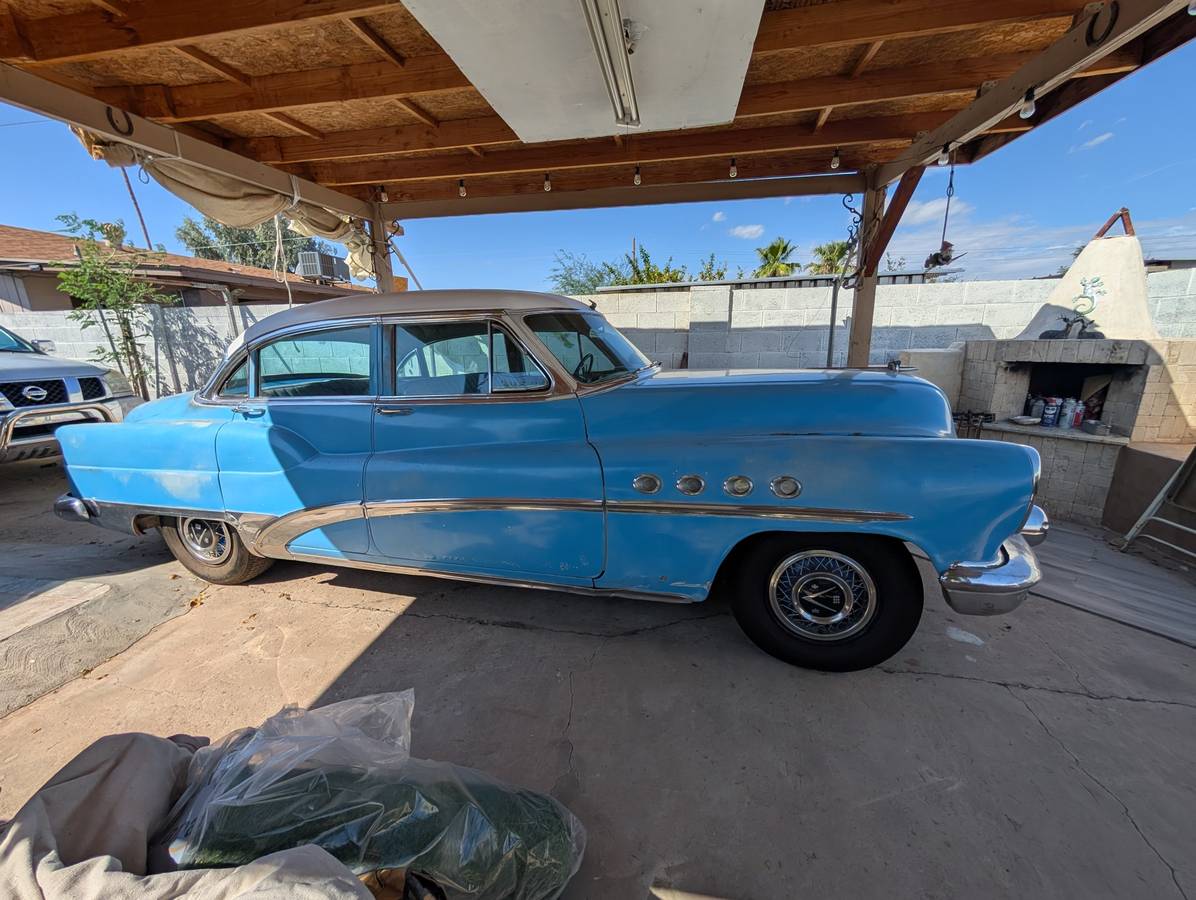 Buick-roadmaster-1954-blue