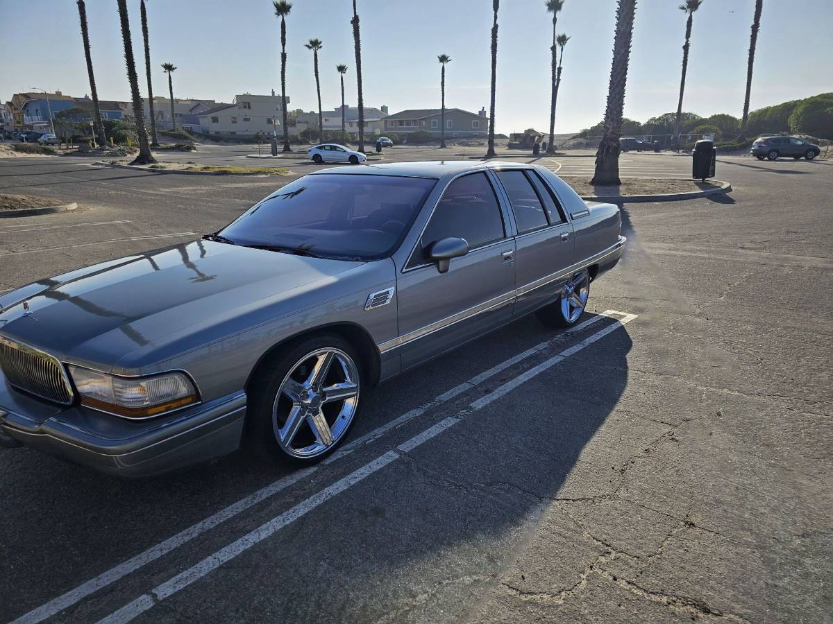Buick-roadmaster-1994-blue-2