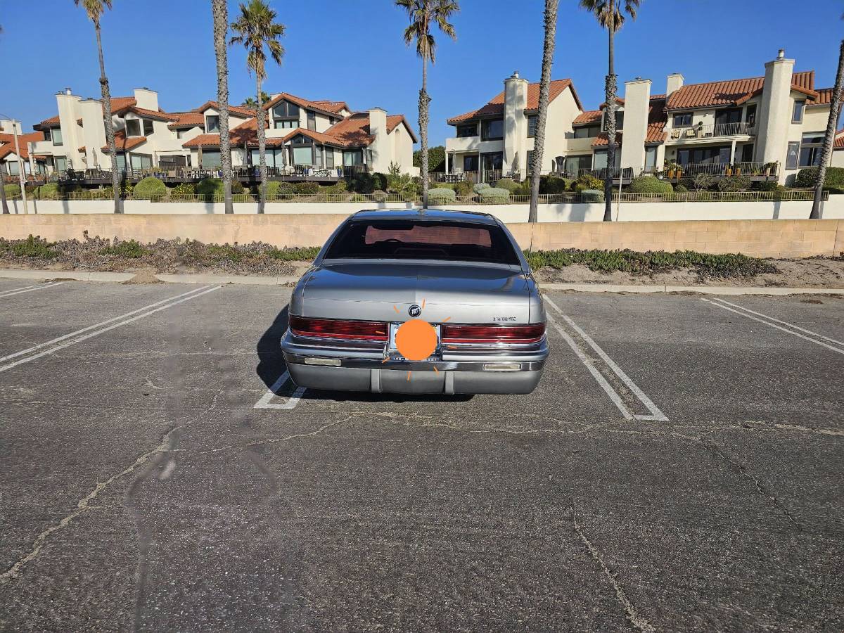 Buick-roadmaster-1994-blue