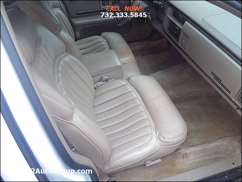 Buick-roadmaster-1996-white-15
