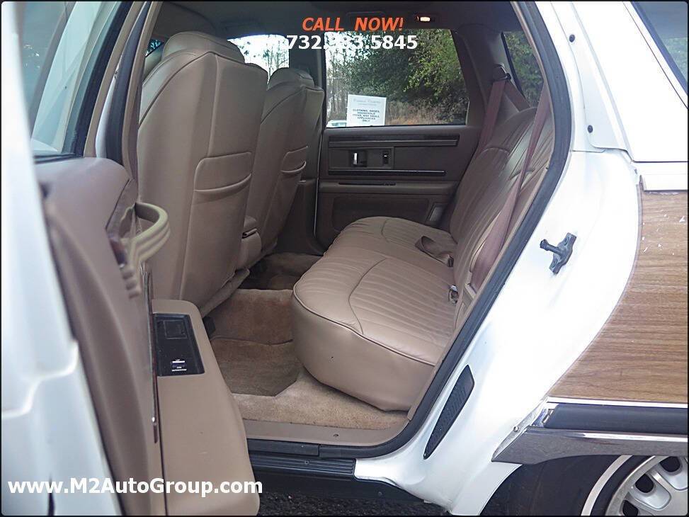 Buick-roadmaster-1996-white-31