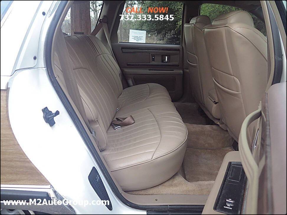 Buick-roadmaster-1996-white-53