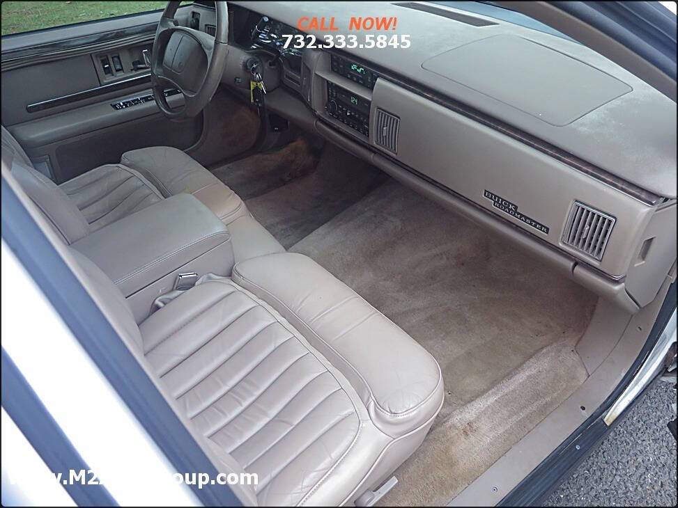 Buick-roadmaster-1996-white-65