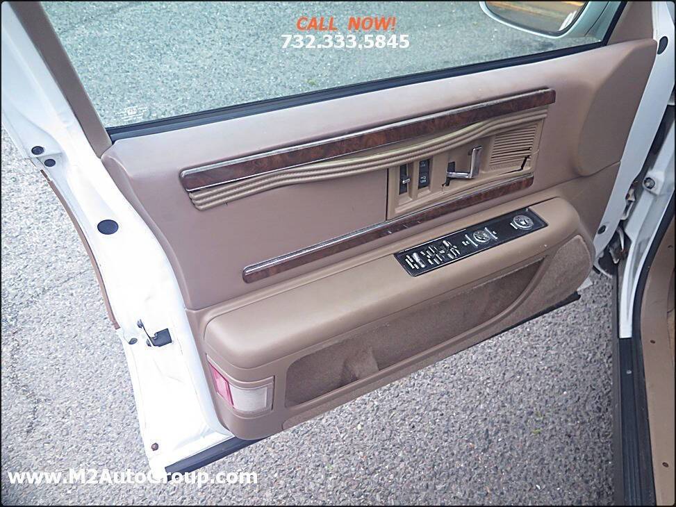 Buick-roadmaster-1996-white-70