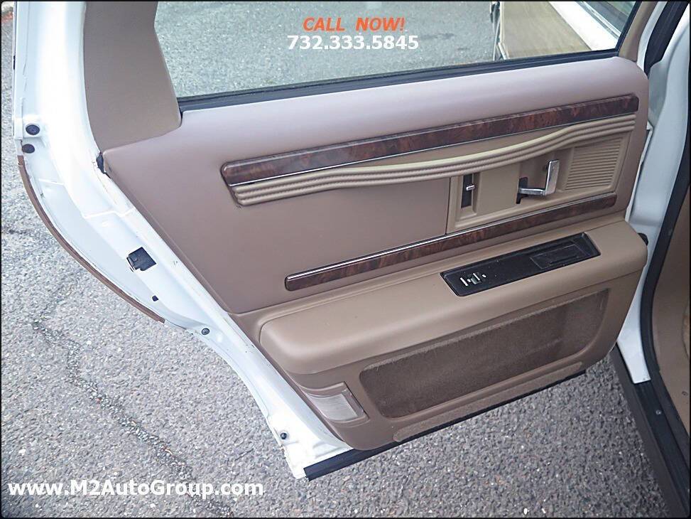 Buick-roadmaster-1996-white-71