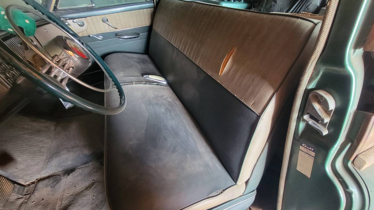 Buick-roadmaster-estate-wagon-1953-12