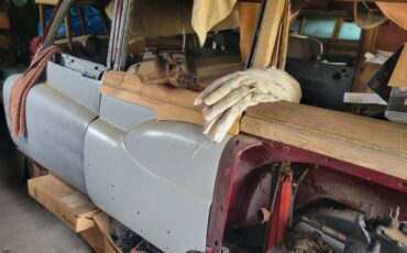 Buick-roadmaster-estate-wagon-1953-17