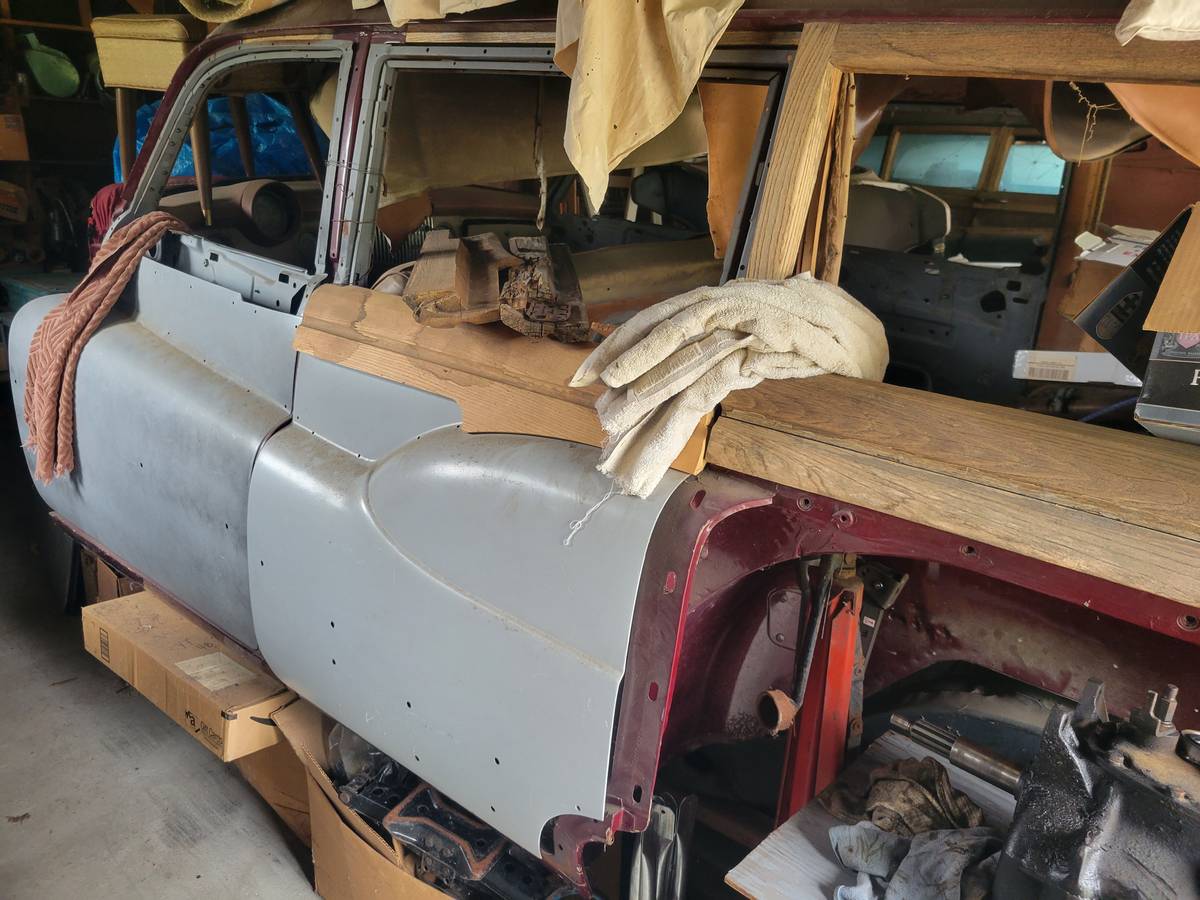 Buick-roadmaster-estate-wagon-1953-17
