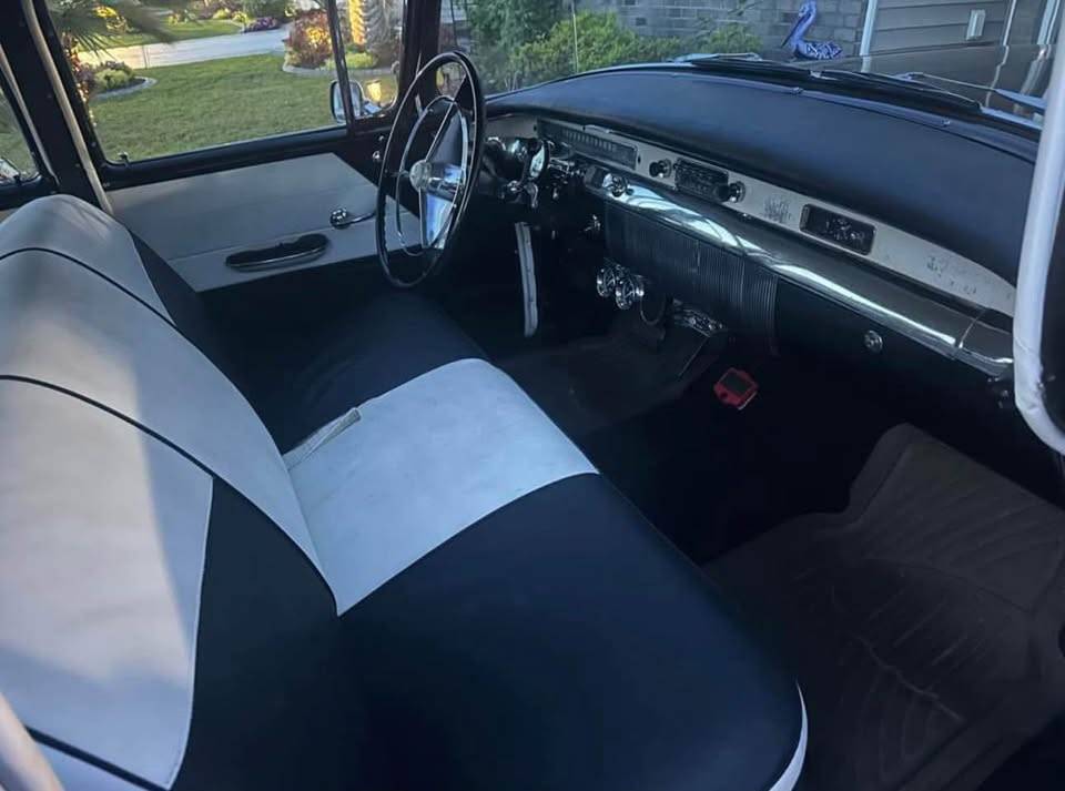Buick-roadmaster-estate-wagon-1956-black-2