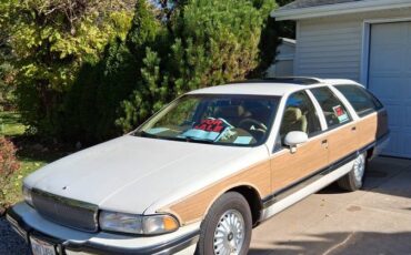 Buick-roadmaster-estate-wagon-1991-white