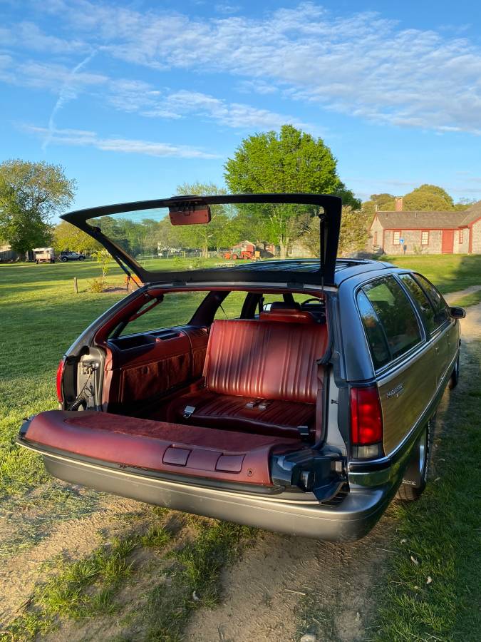 Buick-roadmaster-estate-wagon-1992-blue-13