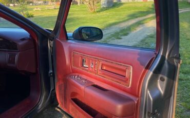 Buick-roadmaster-estate-wagon-1992-blue-16