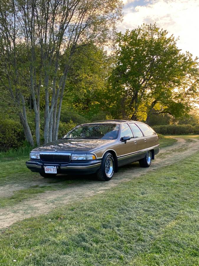 Buick-roadmaster-estate-wagon-1992-blue