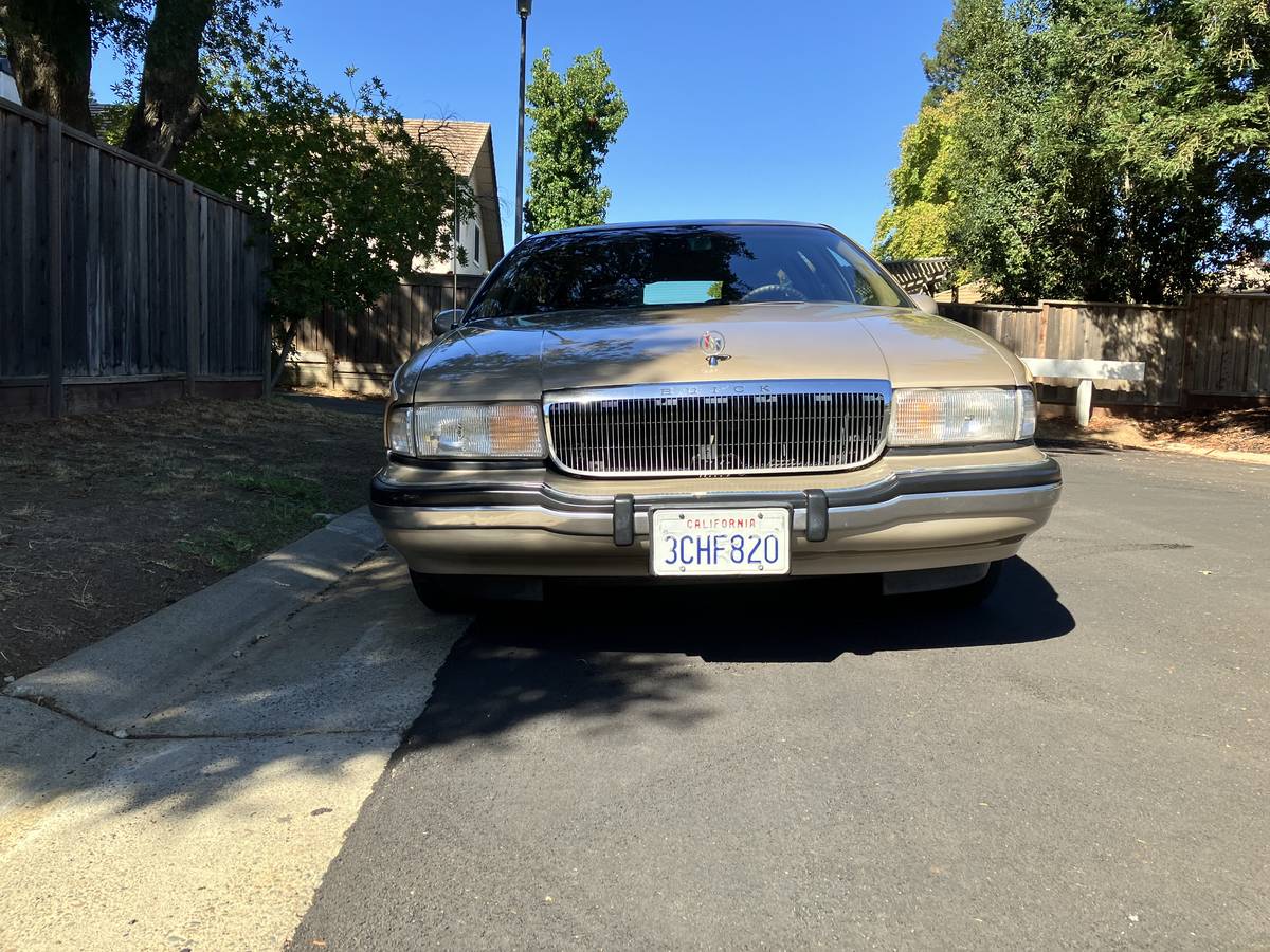 Buick-roadmaster-estate-wagon-1993-custom-16