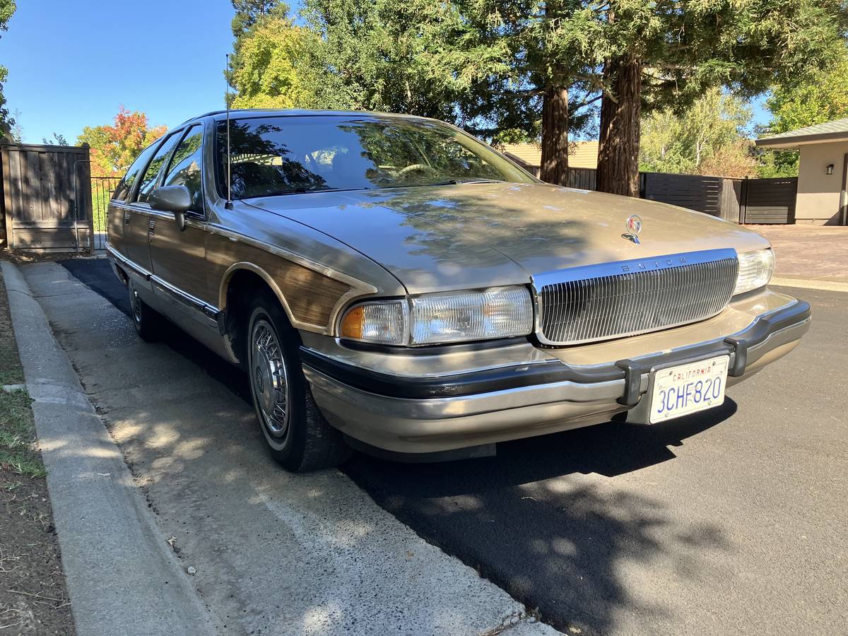 Buick-roadmaster-estate-wagon-1993-custom-20