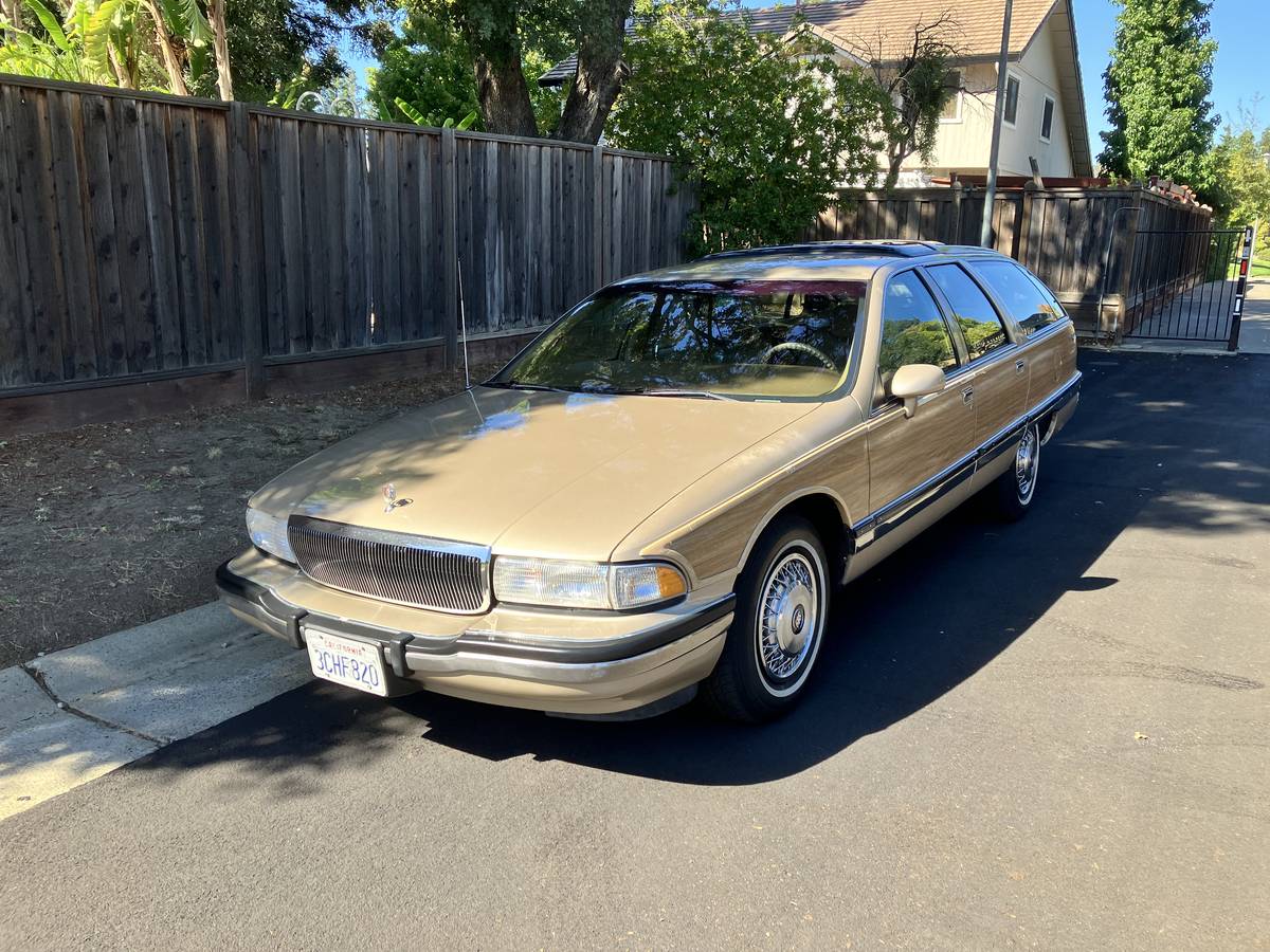 Buick-roadmaster-estate-wagon-1993-custom-21