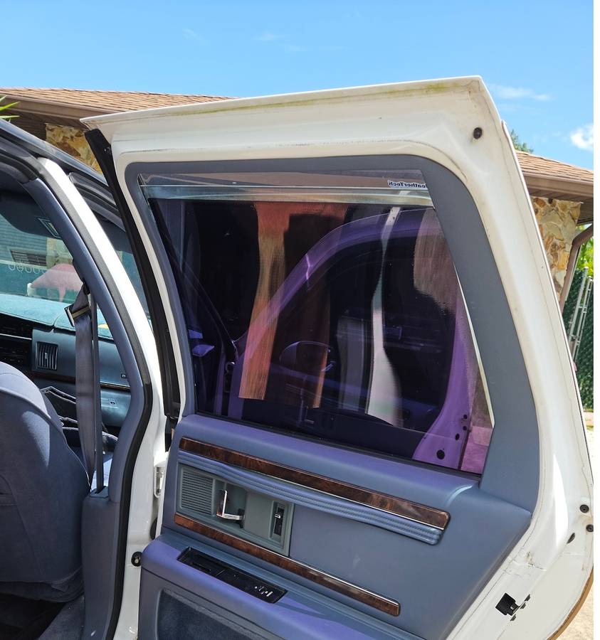 Buick-roadmaster-estate-wagon-1994-white-6