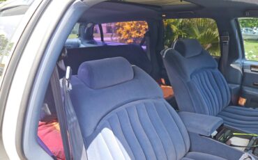 Buick-roadmaster-estate-wagon-1994-white-9