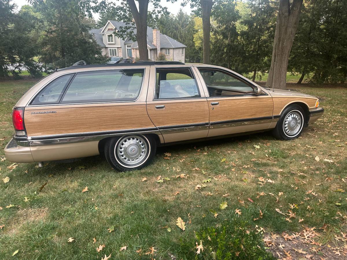 Buick-roadmaster-estate-wagon-1996-4