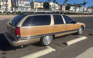 Buick-roadmaster-estate-wagon-1996-45