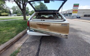 Buick-roadmaster-estate-wagon-1996-white-3