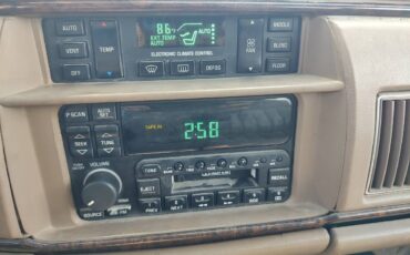 Buick-roadmaster-estate-wagon-1996-white