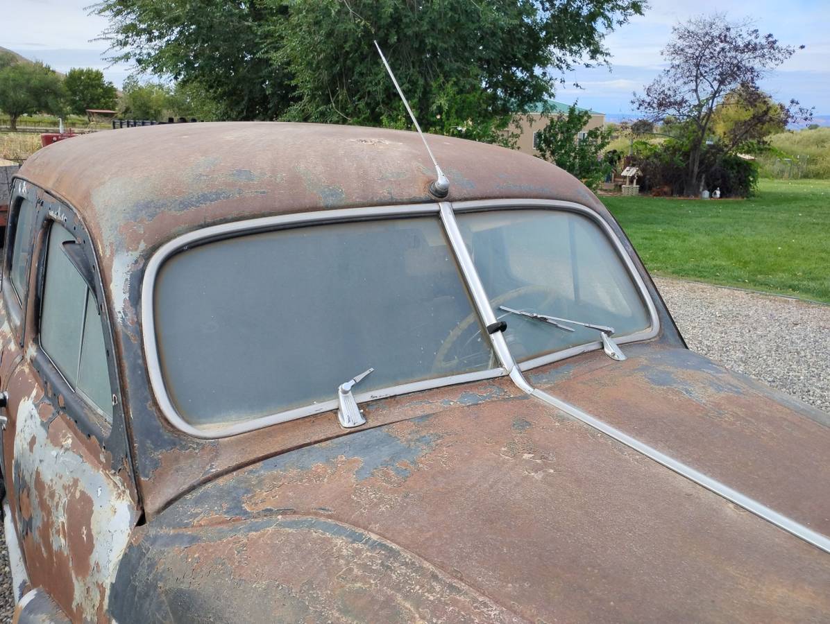 Buick-sedan-series-1947-black-1