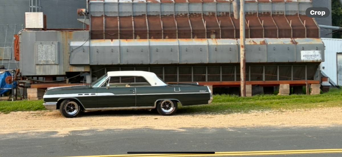 Buick-wildcat-1963-green-16