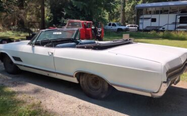 Buick-wildcat-1966-white