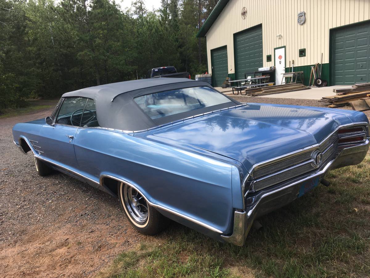 Buick-wildcat-convertible.-1965-blue-8