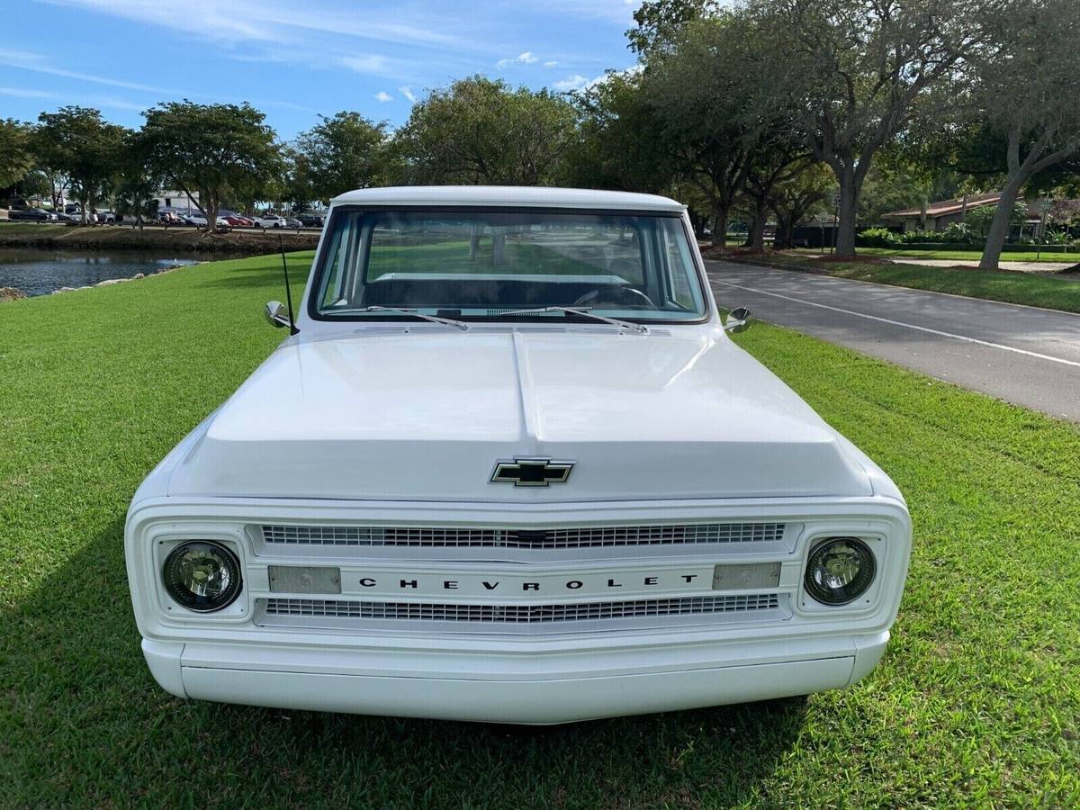 C10-1969-white-2