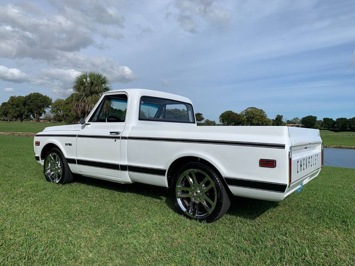 C10-1969-white-7