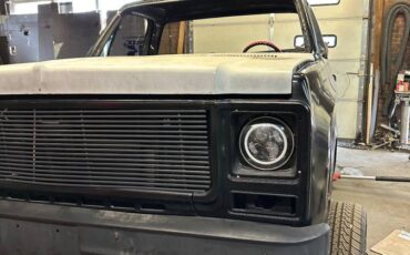 C10-2wd-1980-black-1