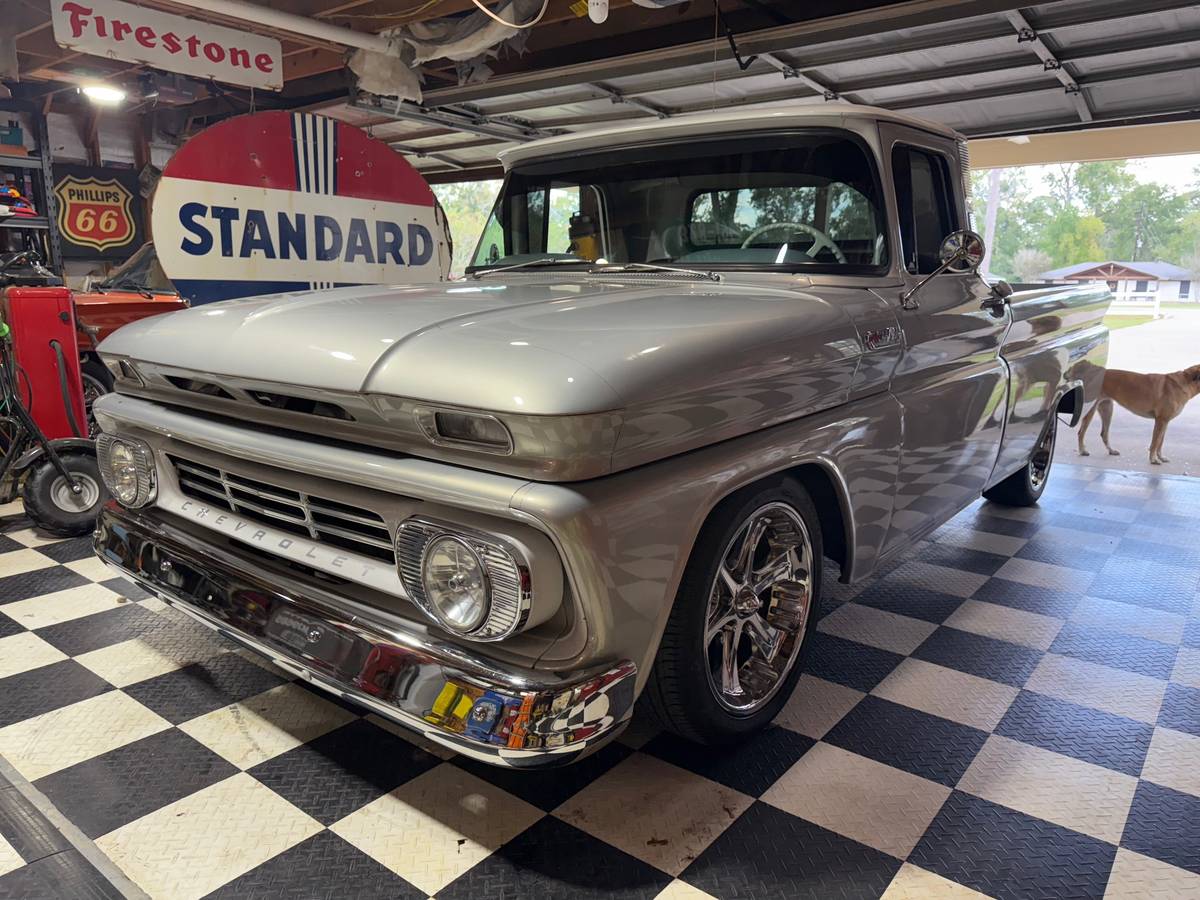 C10-truck-1962-silver-8