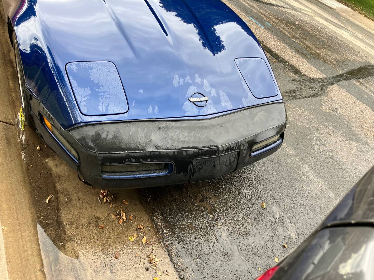C4-corvette-coupe-1994-blue-10