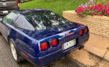C4-corvette-coupe-1994-blue-9