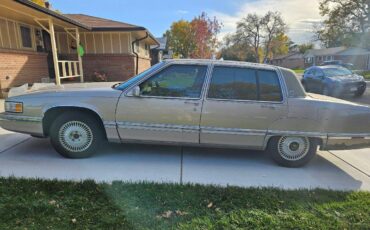 Cadilac-60-special-1993-brown-5