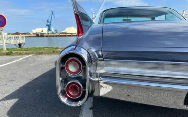Cadillac 0