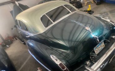 Cadillac-1946-green