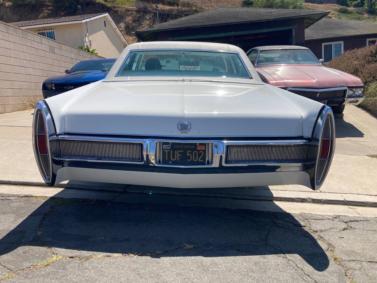 Cadillac-1967-white-6
