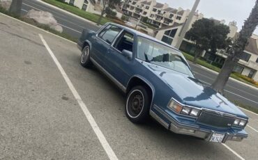 Cadillac-1986-blue-1