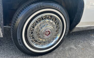 Cadillac-1988-white-10