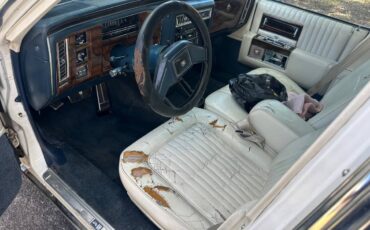Cadillac-1988-white-5
