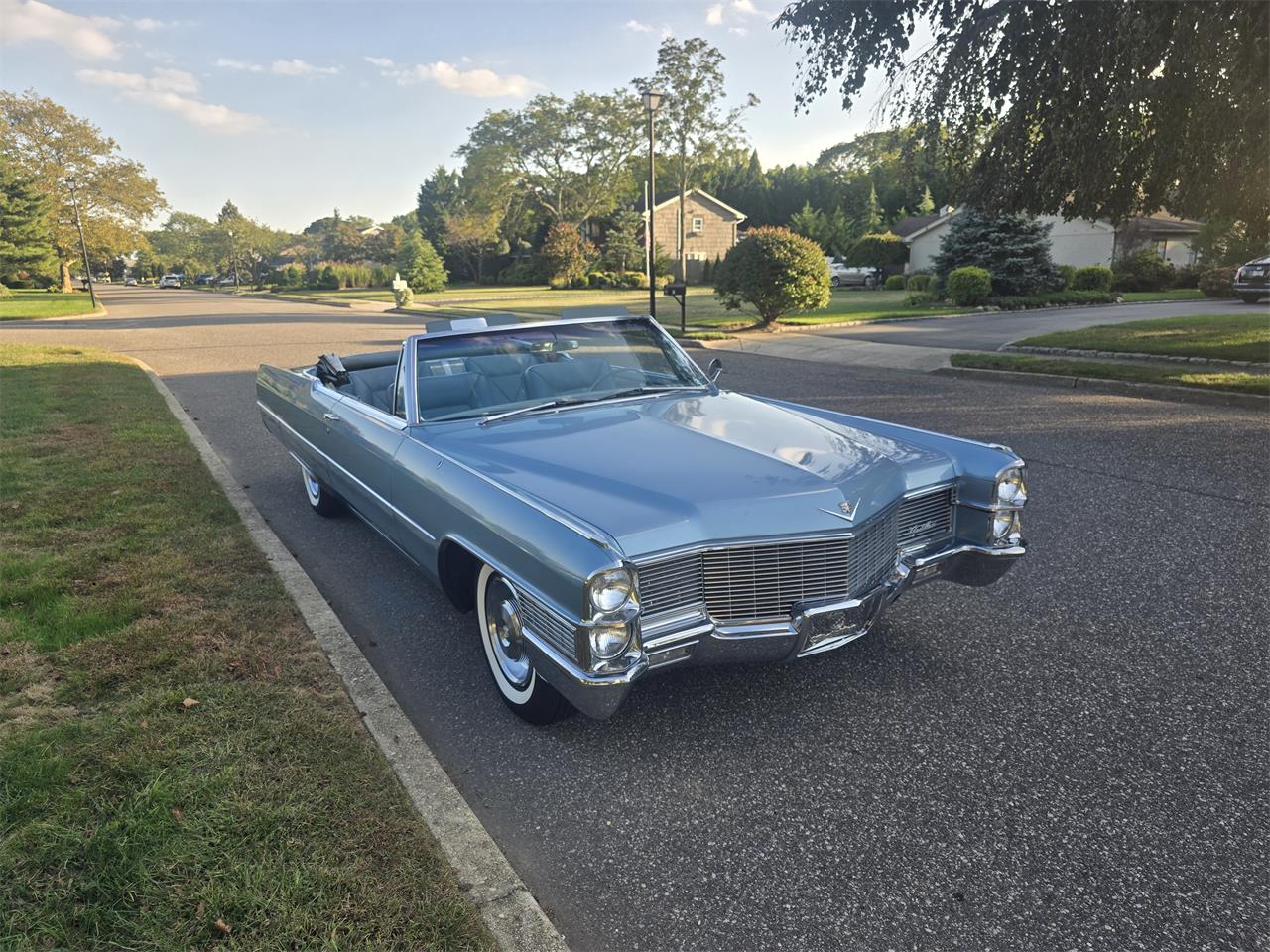 Cadillac-2-dr-convertible-1965-BLUE-Blue-14