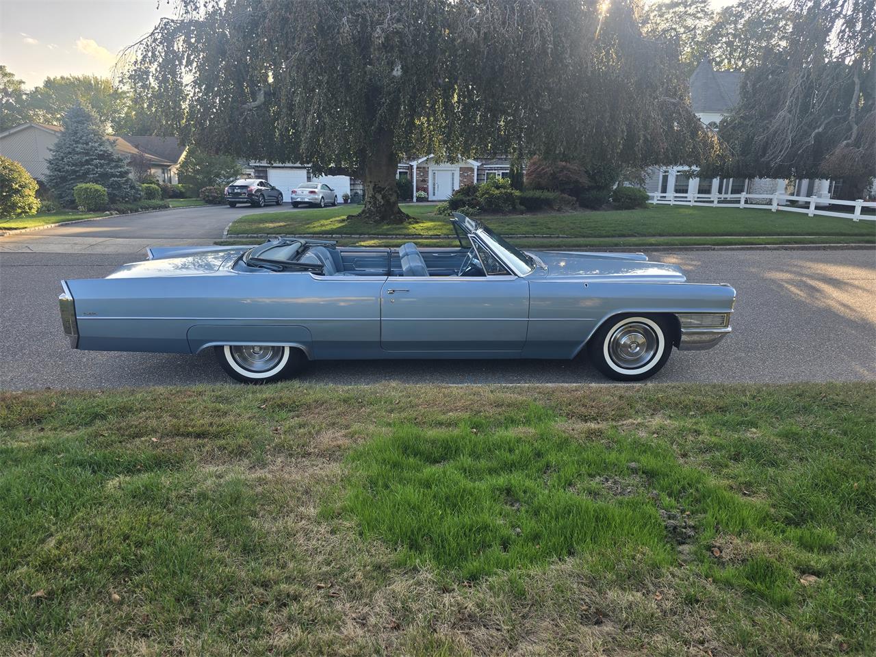 Cadillac-2-dr-convertible-1965-BLUE-Blue-17