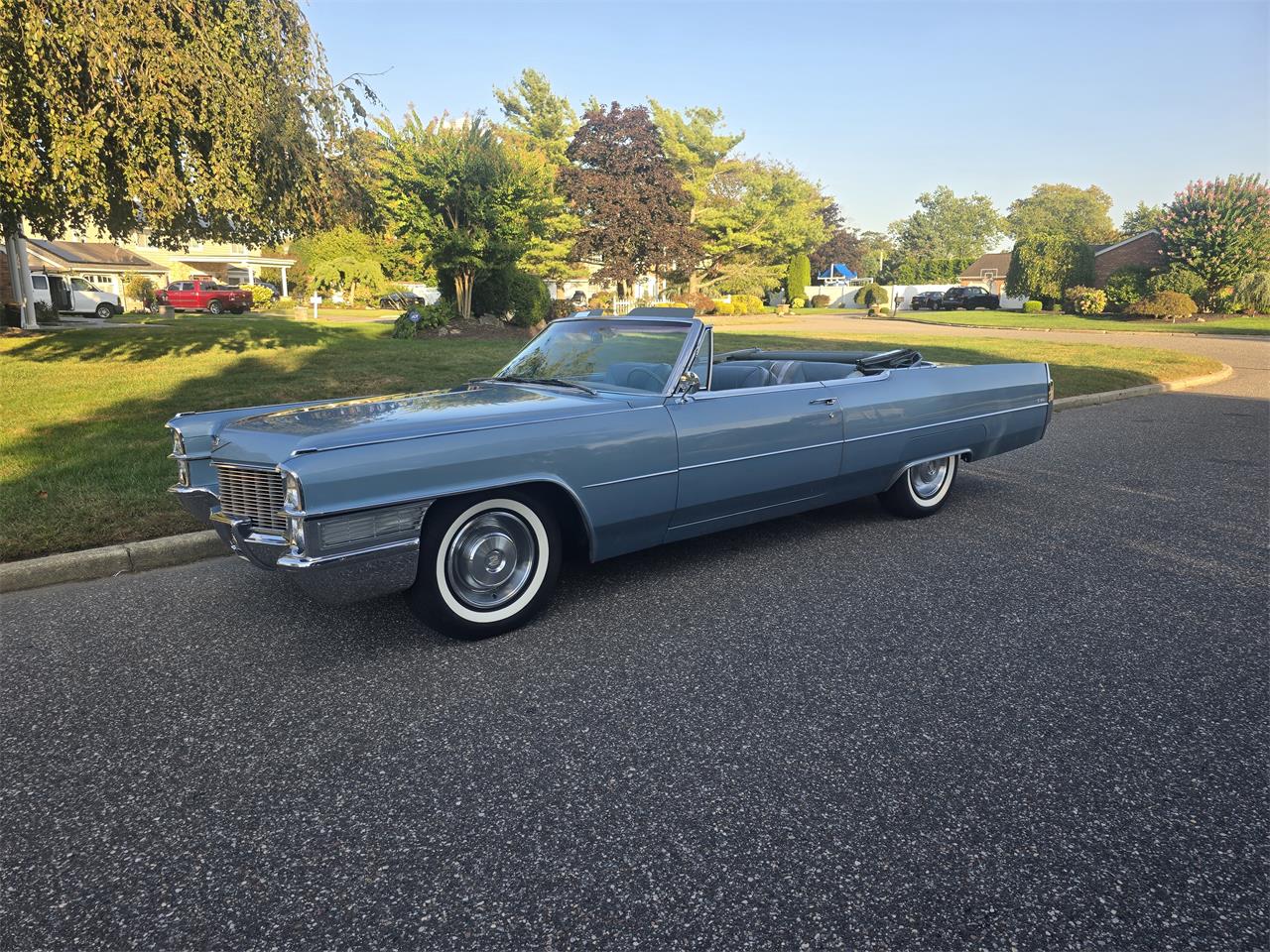 Cadillac-2-dr-convertible-1965-BLUE-Blue-4