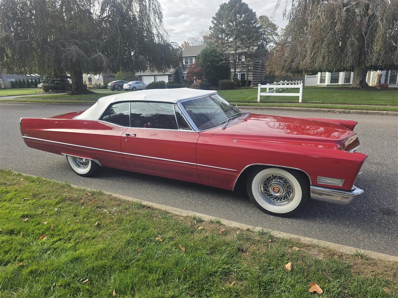 Cadillac-2-dr-convertible-1967-RED-Red-10
