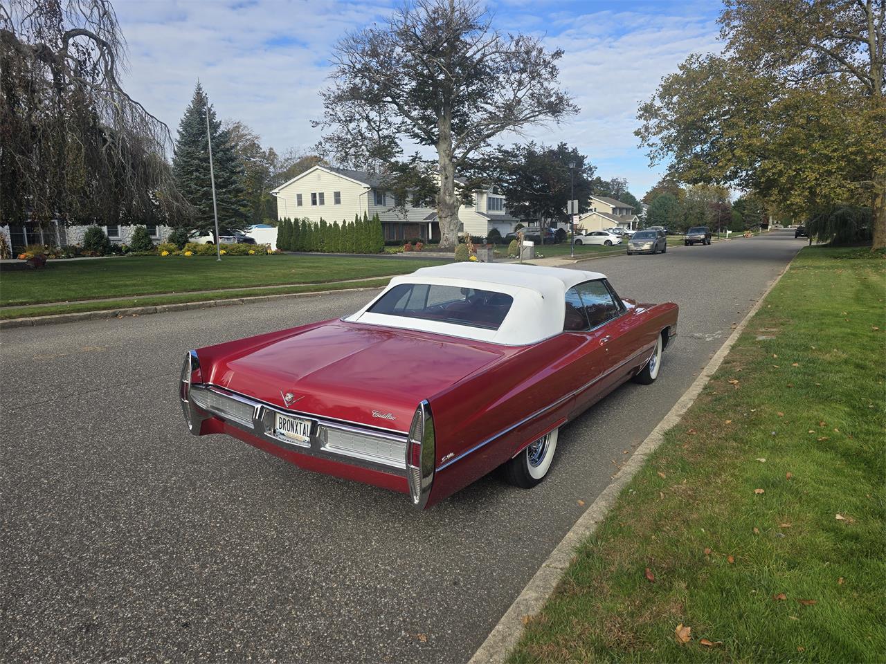 Cadillac-2-dr-convertible-1967-RED-Red-12