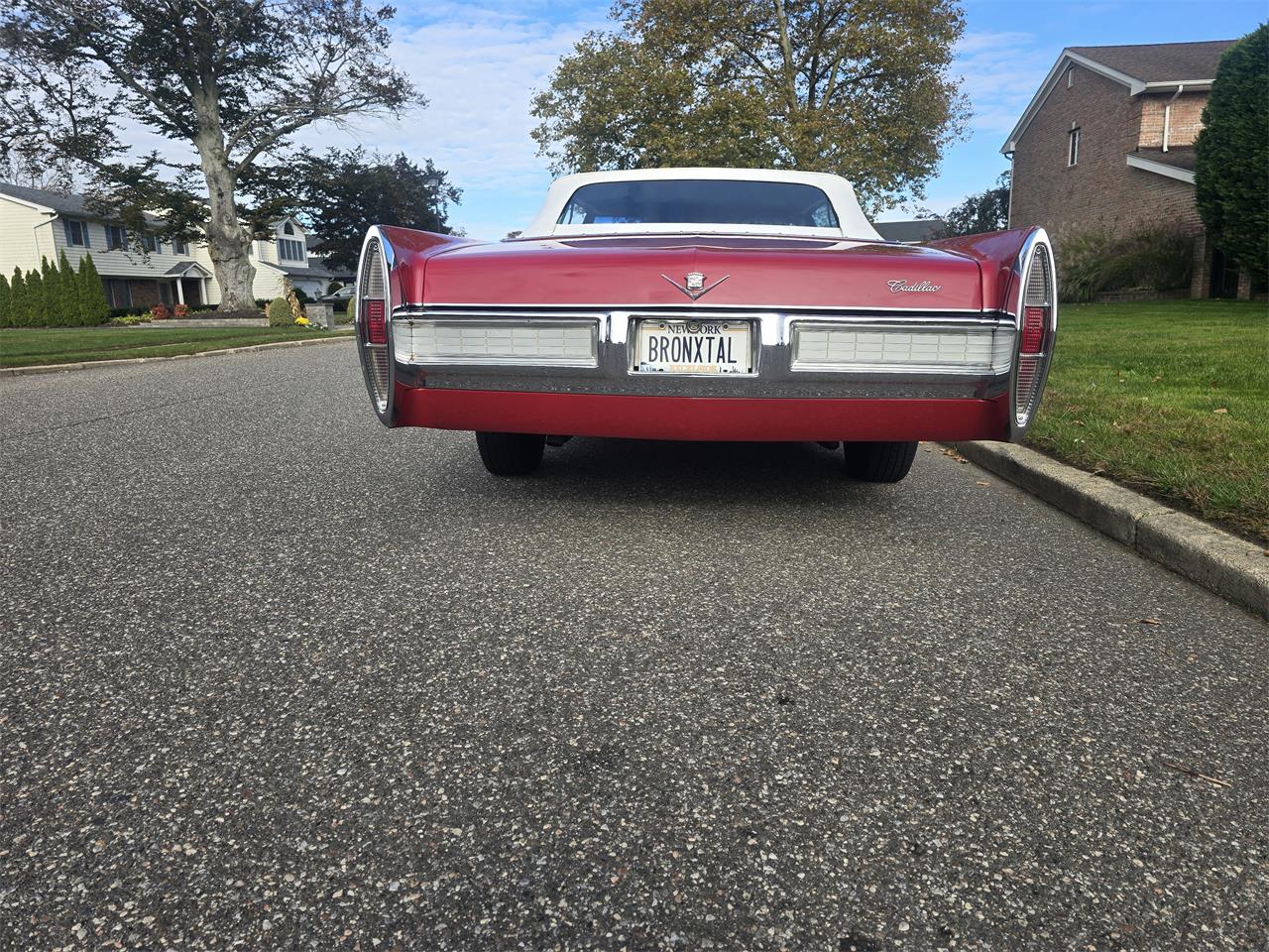 Cadillac-2-dr-convertible-1967-RED-Red-13