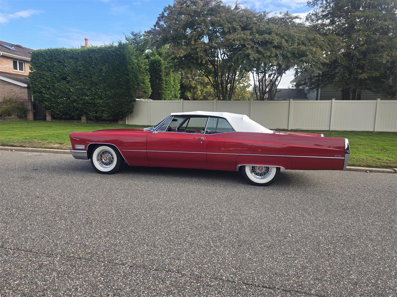 Cadillac-2-dr-convertible-1967-RED-Red-15